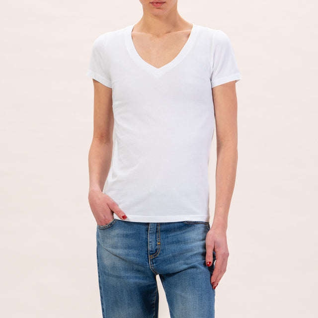 Zeroassoluto-Slimfit V-neck T-shirt - white