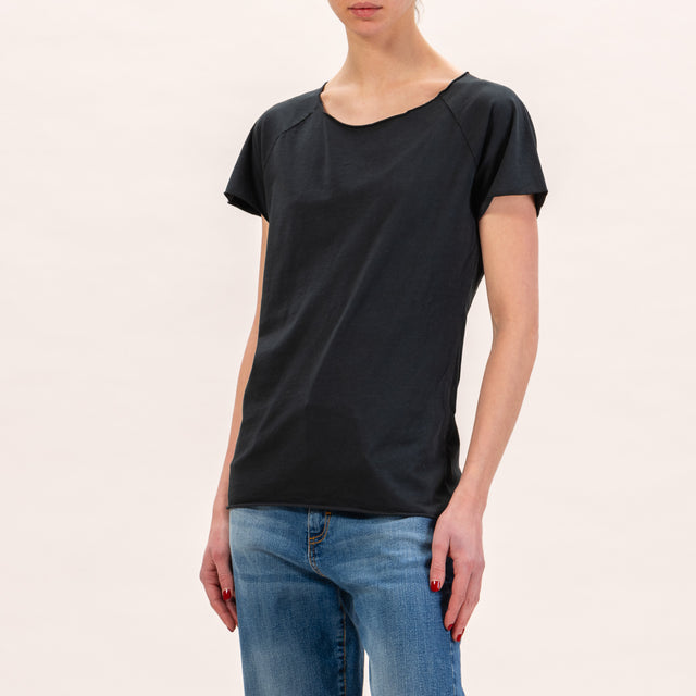 Zeroassoluto-T-shirt taglio vivo - nero