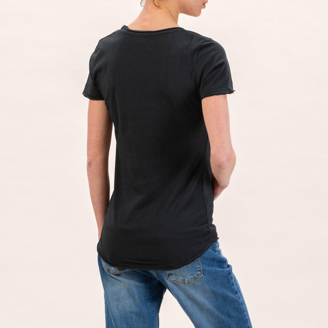 Zeroassoluto-T-shirt slimfit scollata taglio vivo - nero