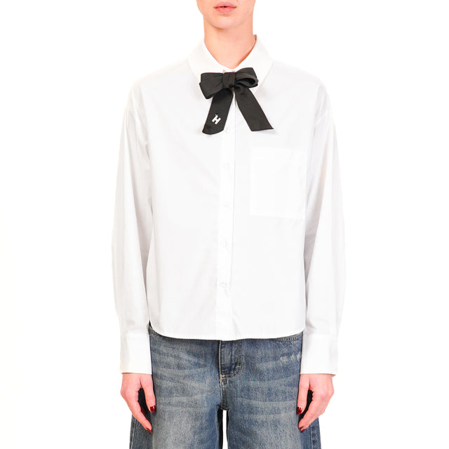 Haveone-Camicia in cotone con spilla fiocco - bianco/nero