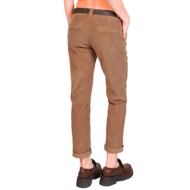 Zeroassoluto-LOIS chino trousers in stretch corduroy - camel