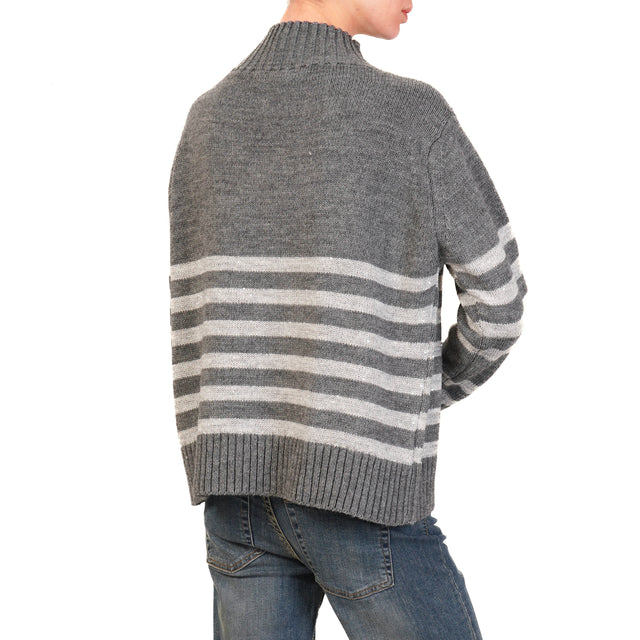 Motel-Striped Sequin Sweater with Brooch - Grey/Pearl