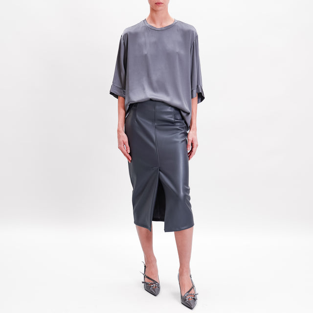 Tension in-Leatherette Skirt Front Slit - grey