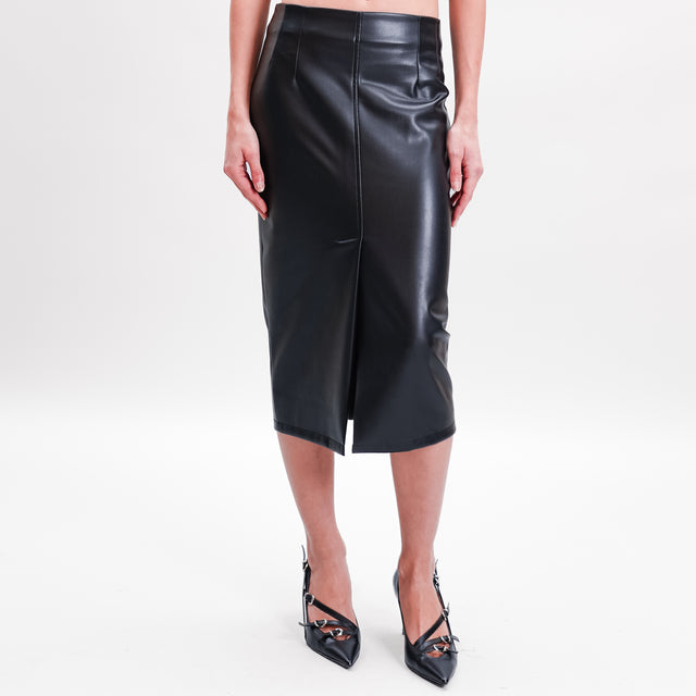 Tension in-Leatherette Skirt Front Slit - Black