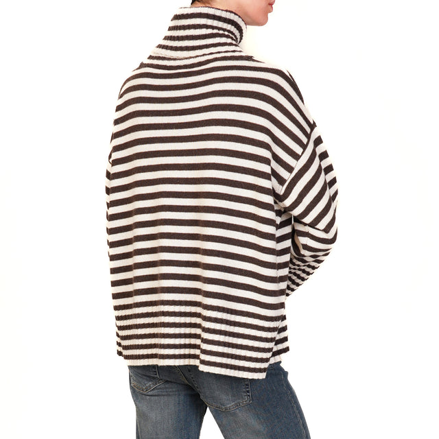 Tnsione in-Maglia misto cashmere collo alto a righ - panna/moro