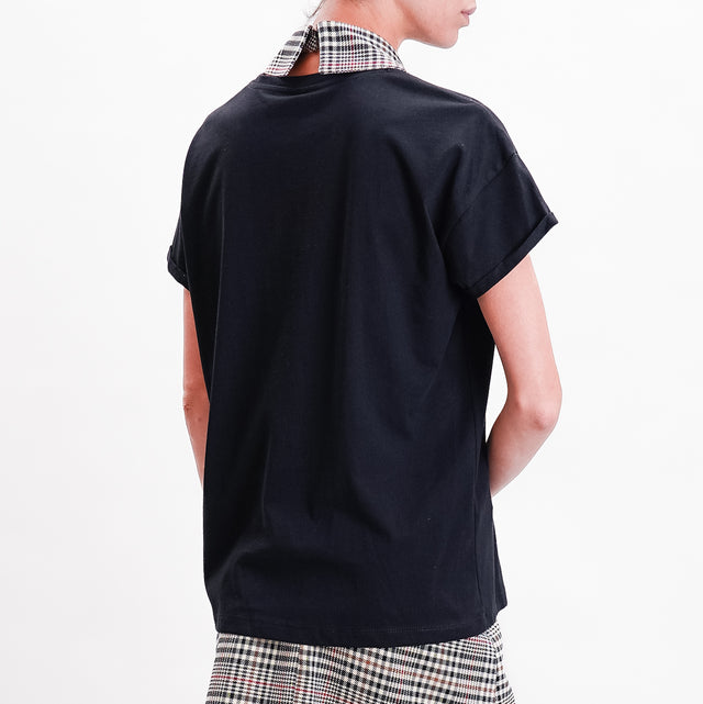 Tensione in-T-shirt + colletto check - nero