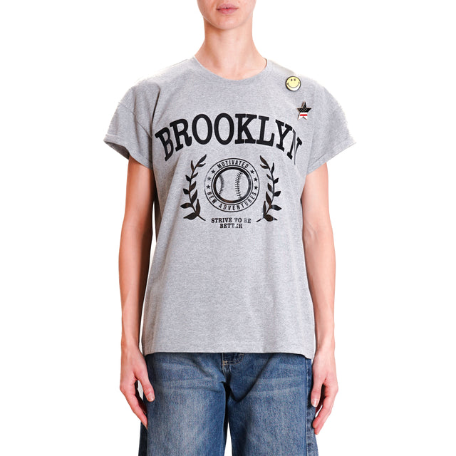 BROOKLYN T-shirt with pins - grey/black