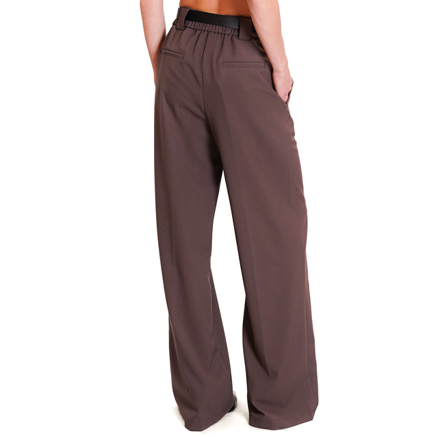 Tensione in-Pantalone palazzo con cintura - nocciola