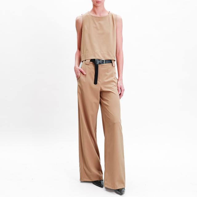 In-Top tension button back - camel