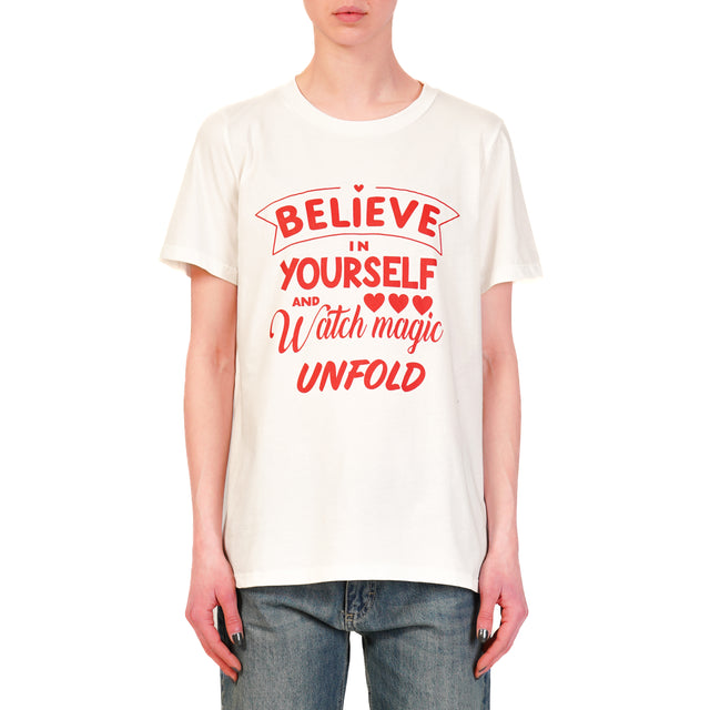 Tensione in-T-shirt "BELIEVE YOURSELF" - bianco