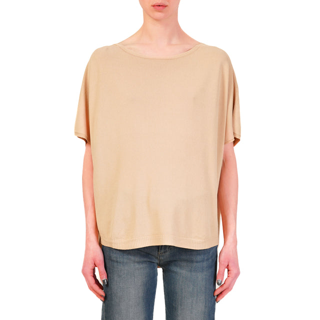 Tensione in-Maglia smanicata spacchi laterali - beige