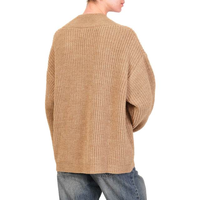 Tensione in-Maglia scollo v misto alpaca - camel