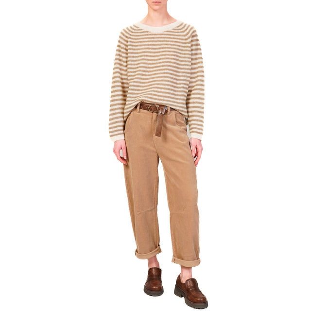 Tensione in-Pantalone baggy velluto millerighe elasticizzato - camel