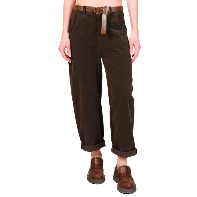 Tensione in-Pantalone baggy velluto millerighe elasticizzato - cioccolato