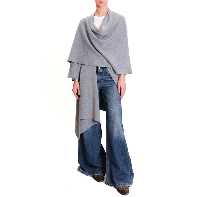 Alley-Knitted Cape - Grey