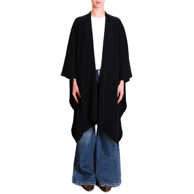 Alley-Knitted Cape - Black