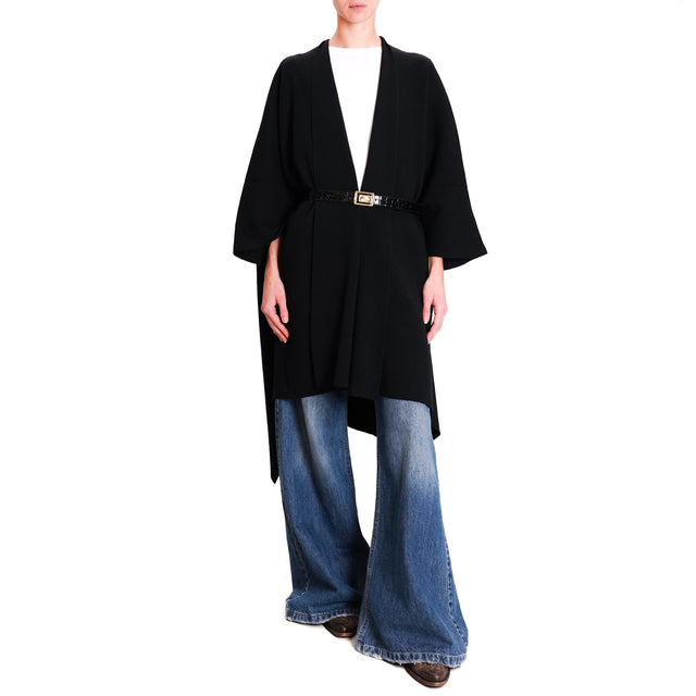 Alley-Knitted Cape - Black