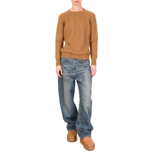 Vicolo-Maglia mohair a coste - camel