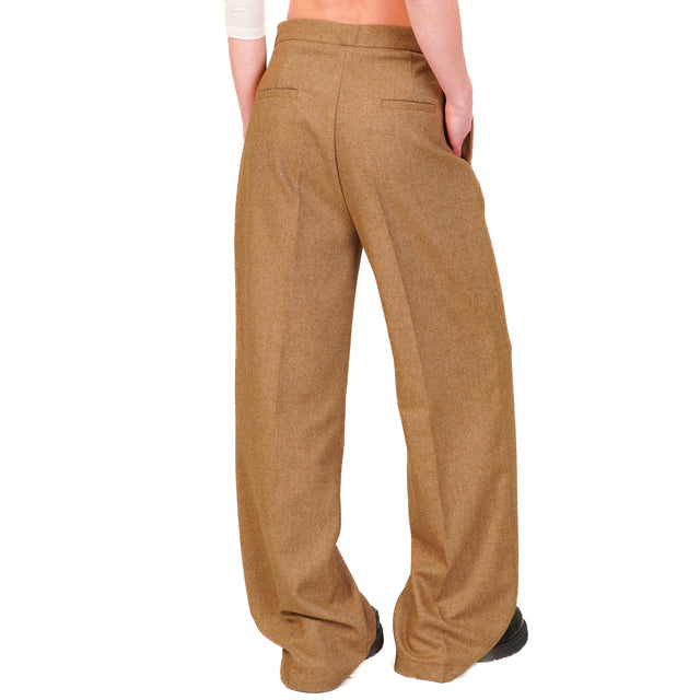 Vicolo-Pantalone in flanella con pinces - camel