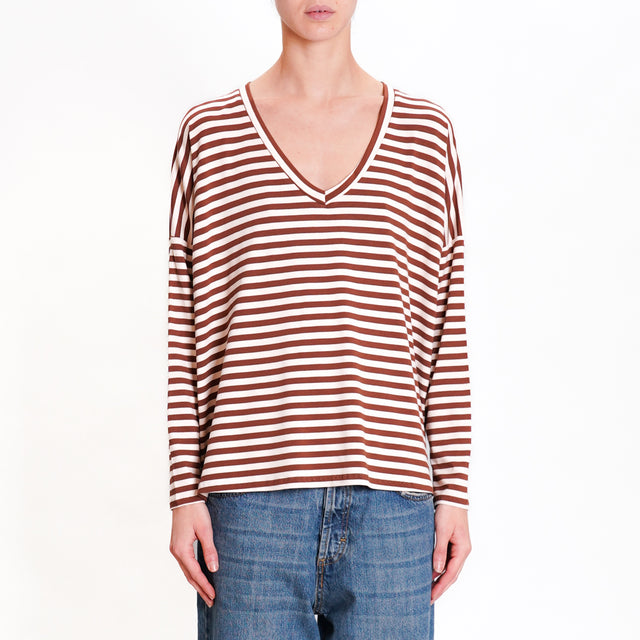 Zeroassoluto-V-neck striped jersey T-shirt - leather/butter