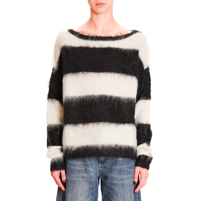 Zeroassoluto-Maglia mohair a righe - nero/panna