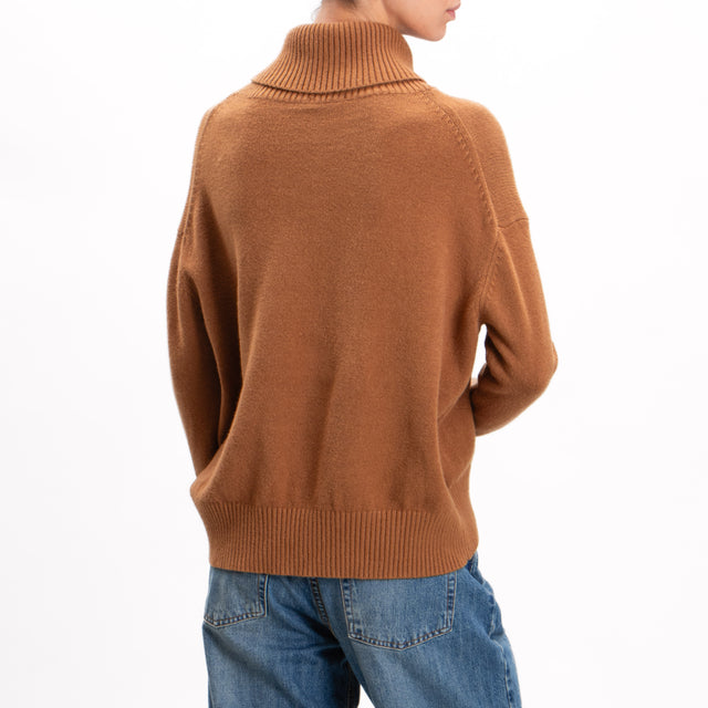 Zeroassoluto-High neck sweater - camel