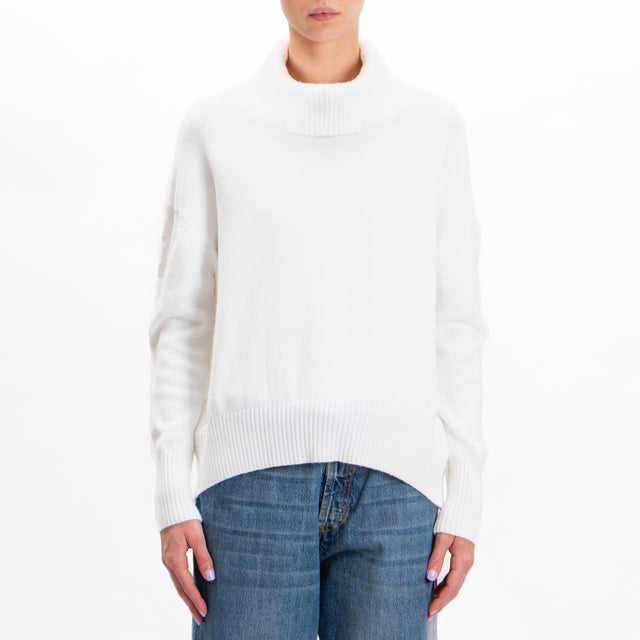 Zeroassoluto-High neck sweater - off white