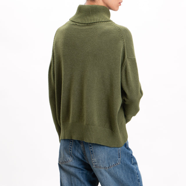 Zeroassoluto-High neck sweater - military