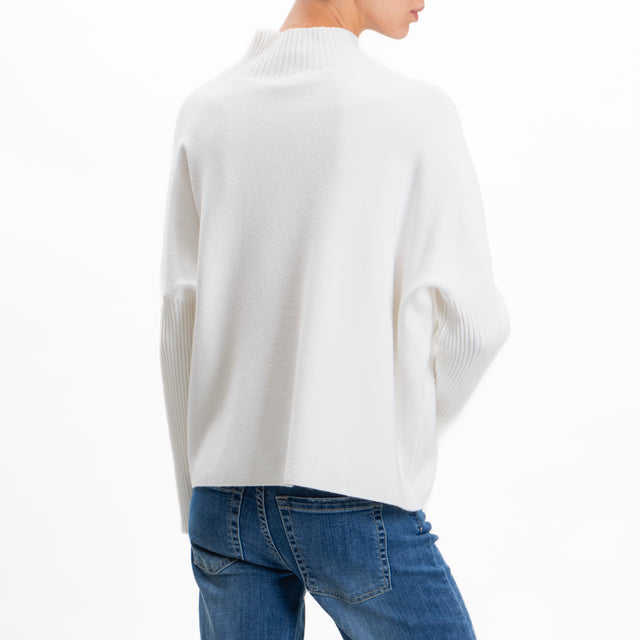 Zeroassoluto-Ribbed sleeve fitted collar sweater - off white