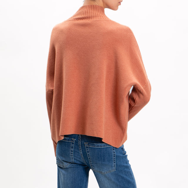 Zeroassoluto-Ribbed sleeve fitted collar sweater - cinnamon