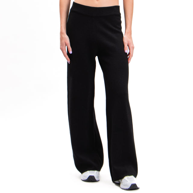 Zeroassoluto-Elastic waist knitted trousers - black