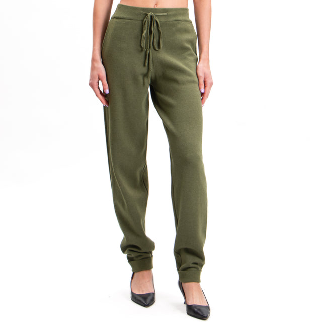 Zeroassoluto-Knitted trousers with drawstring - military