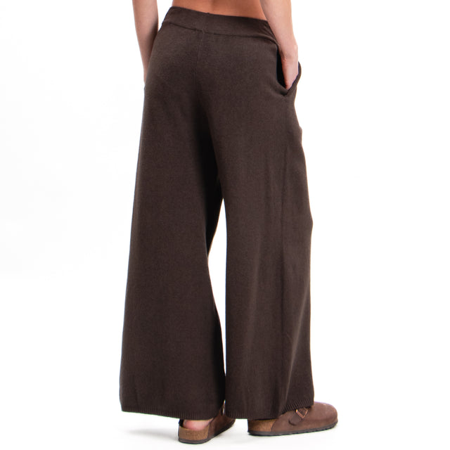 Zeroassoluto-Pantalone in maglia con pinces - cioccolato